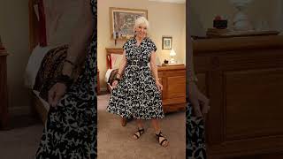 B&W Spring #foryou #styleafter50 #grayhairdontcare #funfashion #styletipsforwomen #cruisewear