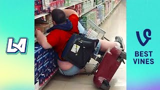 Try Not to Laugh Challenge 🤣 ULTIMATE Funny Fails 2025