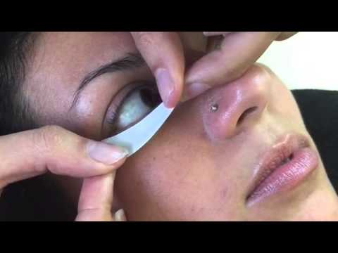 Eyelash extensions tutorial