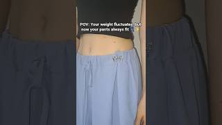 Best outfit hack for weight fluctuations 👖✨️ #outfithacks #fashionhacks #pants #fashion #clothes