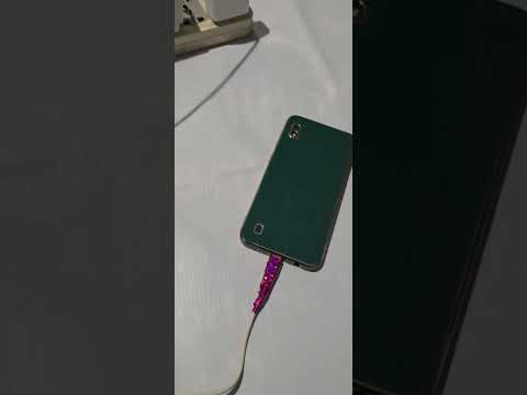 Smartphone Charge करते समय भूल कर भी ना करें ये गलतियां #iphone #shorts #feedshorts #trending #phone