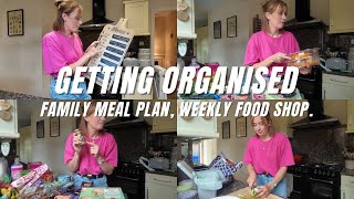 Getting Organised for the Week. Family of 4 Meal Plan & Weekly Food Shop. Easy Dinner Ideas