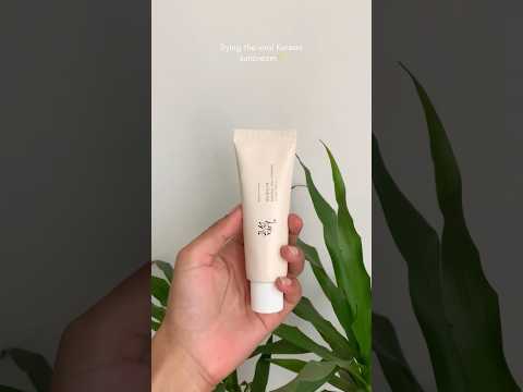 Trying the viral Korean sunscreen✨ #maccaronbeauty #kbeauty #koreanskincare #koreansunscreen