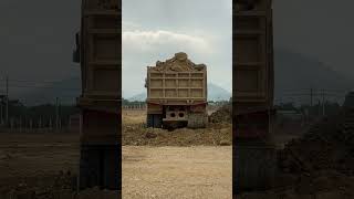 🔥 Operator Skills On Point! Clean Scoop Every Time 🎯 #ProAtWork