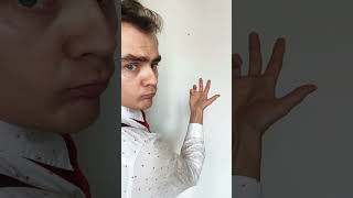 Hand tricks #lifehack #lifehackvideo #handtrick video by andrelifehack #shorts