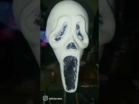 A quick Time Lapse of how I made GHOSTFACE from the movie Scream!