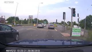 Dashcam Highlight - VW Passat vs. BMW 1 Series Coupe. A483 Posthouse Roundabout approach