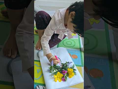 DIY Flower vase 🌸💐 #diycraft #kidsactivities #art #creativejoykids #diyforkids #explorewithkids