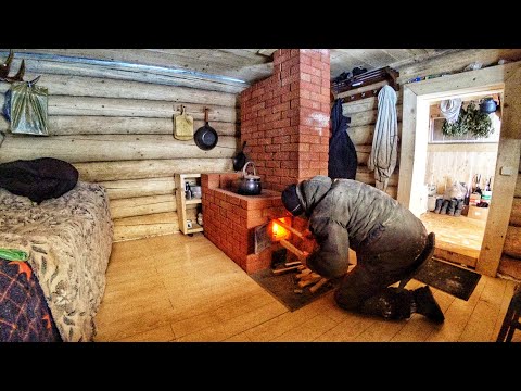 My COZY LOG CABIN is far away in the forest. Making homemade boards in -15°C. MAN OFF-the-GRID