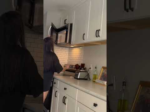 GET OUT OF A READING SLUMP WITH ME #reading #read #readingslump  #lifestyle