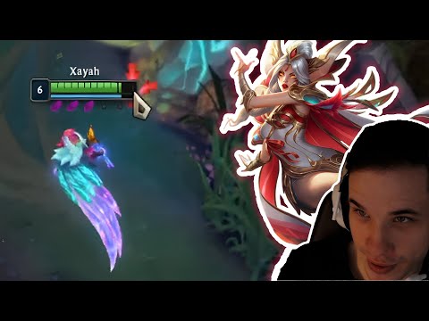 Crownie plays Xayah into Zeri in a high mobility botlane matchup