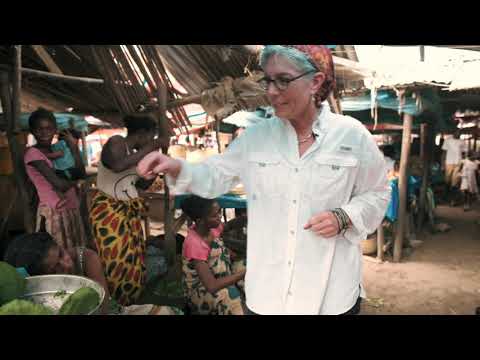 Healing Seekers Madagascar:  Market in Ambanja