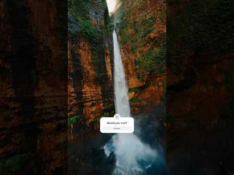 Nature’s shower therapy at its finest 🤩 #trending #travel #youtubeshorts #hillsideview #nature