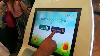 How to self check-in at the airport | Changi Airport, Singapore