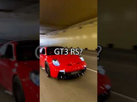 DIFFERENCE BETWEEN GT3 AND GT3RS? 😳 #cars #racing #porsche #gt3 #gt3rs