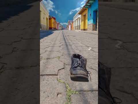 El zapato dormilón 😅👞 ¡Sígueme!