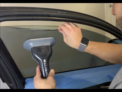 How to Remove Old Window Tint with a Clothes Steamer
