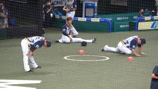 埼玉西武ライオンズの平沼翔太選手　柔軟体操　埼玉西武ライオンズ　2021年8月29日