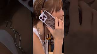 This iPhone case gives me nightmares 😖