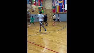 6’7 Guard is hard to stop #roadto1k