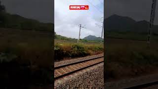 feel this song💗💖❣️🖤 #arjitsinghstatus #railway #indianrailways #bollywood #shorts #shortvideo #short