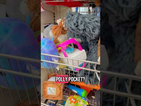 Cleaning a $1.50 2008 Polly Pocket boat from Goodwill #PollyPocket #ThriftFind #2000sToys