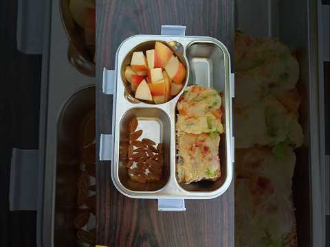 Kids tiffin idea…#breadpizza#apple#kishmish #kidstiffin#schooltiffinbox #lunch#lunchbox #ytshorts