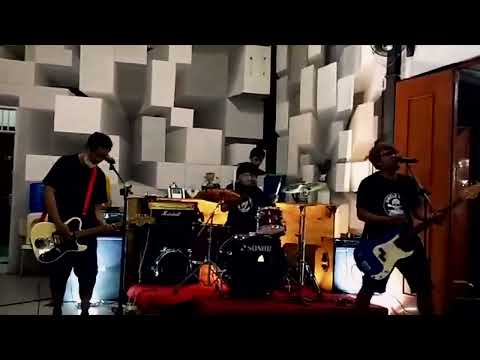 UNCLEBOB LIVE @ SENTABI COFFEE, PERBAUNGAN