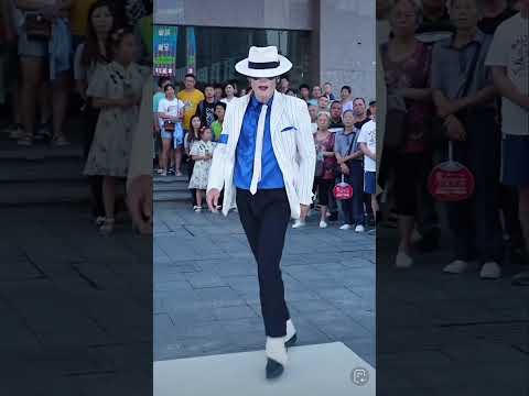 Who win"moonwalk challenge" between U.S.A and Japan #USAvsjapan#viralvideo#shorts#funny #viralshorts