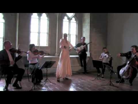 Nina Corti plays castanets - Fandango - Boccherini - Carmina Quartet - Rolf Lislevand