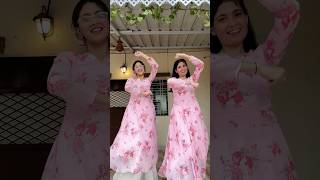 This drape..!🌸🤌🏻#youtubeshorts #dance #trending #song #love #viralvideo #shortvideo #shorts #like