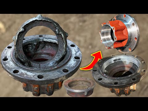 Due to OverLoad Rear Wheel Hub was Broke Into 2-Pieces, How Incredible Repaired By Expert Mechanic