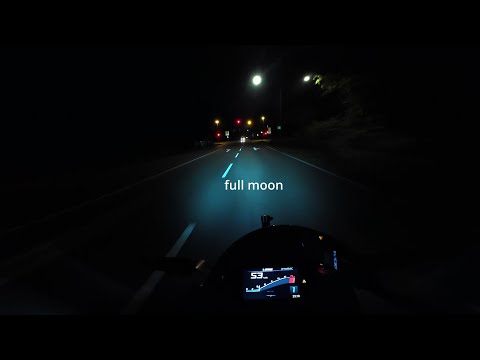 2am - it's full moon, ride with me.. [BMWS1000RR]