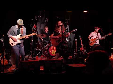 Hello Venus live at The Cave, Buffalo - Jessie Elizabeth