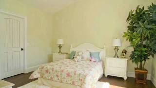 12230 Cantura Street - www.12230canturast.com
