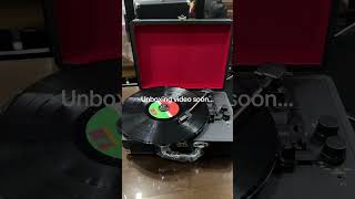 #unboxingvideo #soon on our #youtubechannel #delafuentecrew #portablerecordplayer