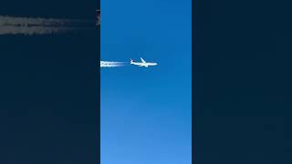 Aircraft flying close above us #youtubehighfive #airbus #cockpitview