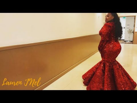 Amber Riley Sings "I Am Changing" By Jennifer Holliday For Live Christmas Show At The Sorting Room