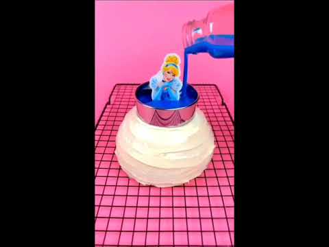 Pull me up cakes/Tsunami cakes/ Trending pull me up cakes