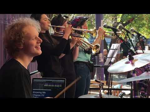 Babba Voulez Vous with Brass section at Melbourne Uni