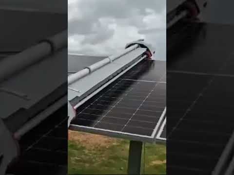 robot 🤖 solar panel cleaning 🤖 Sol bright team