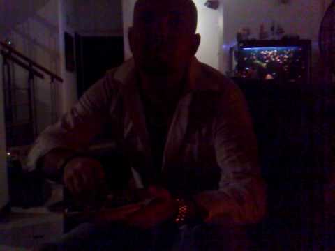 walter eating with fingers.mp4