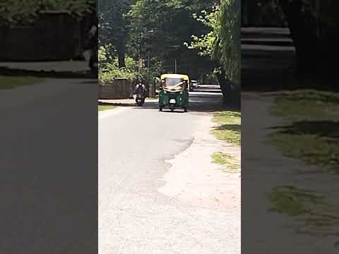 #bajaj #maxima #xwide #cng #petrol #350km #running #passenger #auto #testdrive #video #showroom