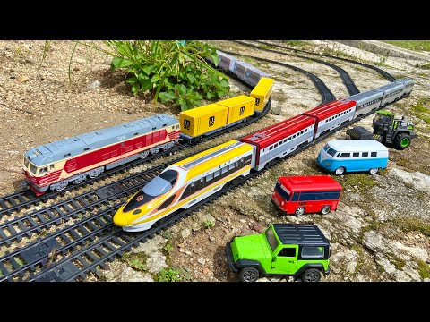Merakit Miniatur Kereta Api Lokomotif diesel dan Miniatur Kereta Api Kecepatan Tinggi