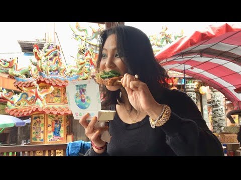 Discover Stinky Tofu and Natural Medicines in Old Town Shen Keng
