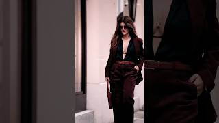 Burgundy Groove: Corduroy Comeback! #fallfashion #outfitideas #chicstyle #ootd