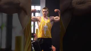 Shreds incoming… #fitness #viral #explorepage #inspire #model #edit #reels #igreels #aesthetic