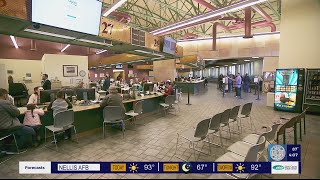Customers voice frustration over DMV closure after internet outage