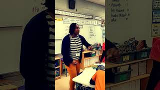 Mrs. Scott Using "Bars" to Teach Informational Text
