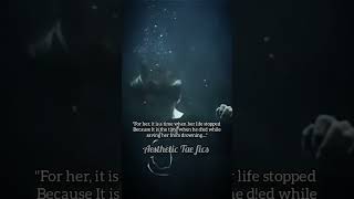 The time of her watch is struck ⌚